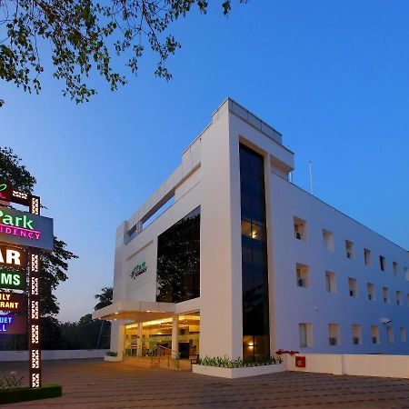 Hotel Park Residency Kuttiyadi Kuttyadi Ngoại thất bức ảnh