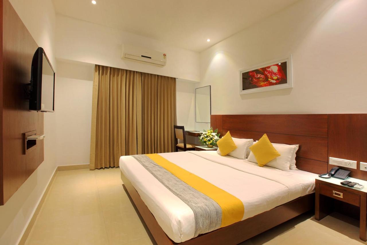 Hotel Park Residency Kuttiyadi Kuttyadi Ngoại thất bức ảnh